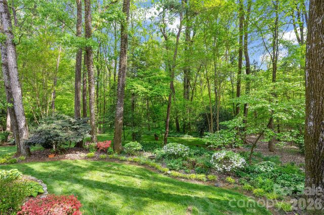 6121 Bentway Drive, Charlotte, NC 28226