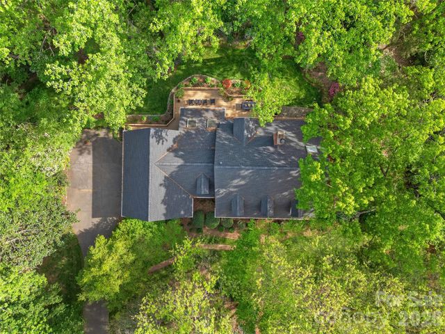 6121 Bentway Drive, Charlotte, NC 28226