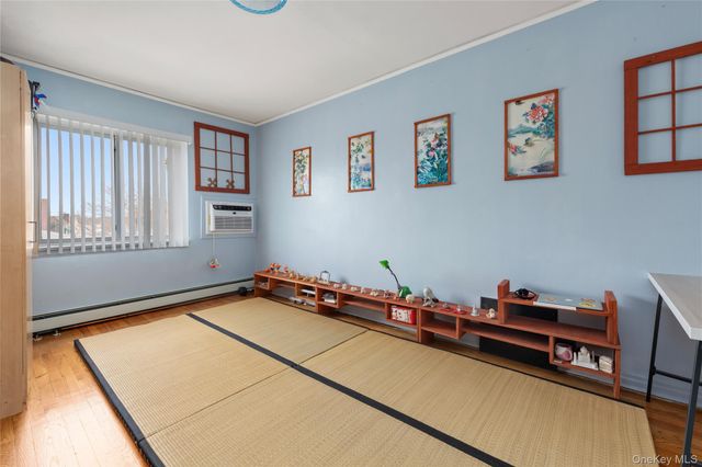 6114 Main Street, Flushing, NY 11367