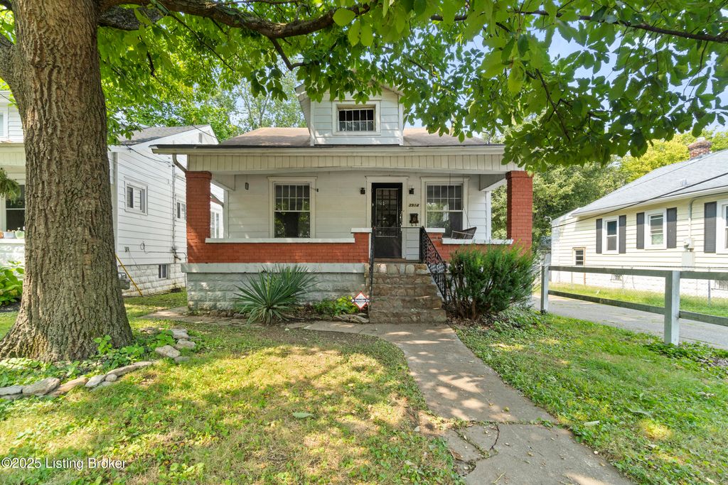 3914 S 2nd St, Louisville, KY 40214