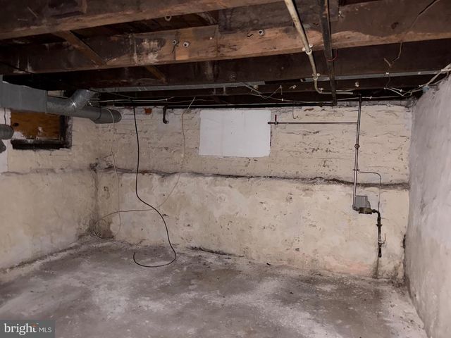 2412 LAMOTTE ST, Wilmington, DE 19802