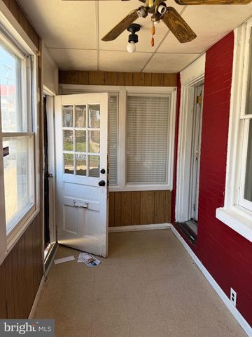 2412 LAMOTTE ST, Wilmington, DE 19802