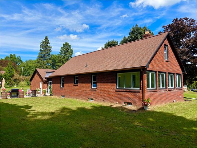 533 Gillett Road, Ogden, NY 14559