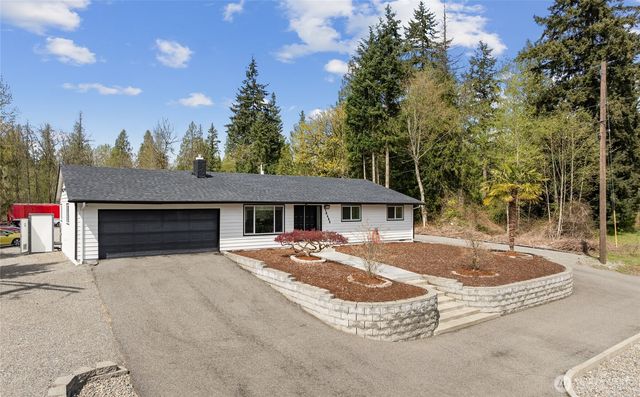 15422 Canyon Road E, Puyallup, WA 98375