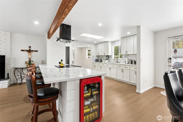 15422 Canyon Road E, Puyallup, WA 98375
