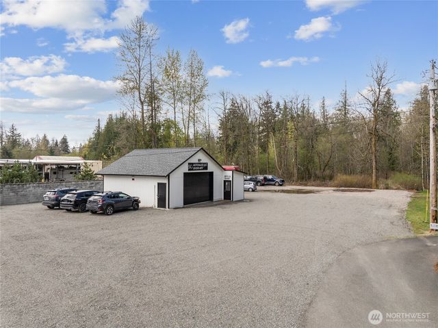15422 Canyon Road E, Puyallup, WA 98375