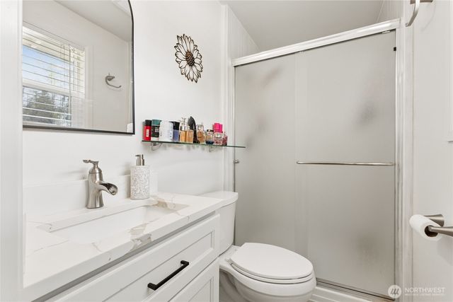 15422 Canyon Road E, Puyallup, WA 98375