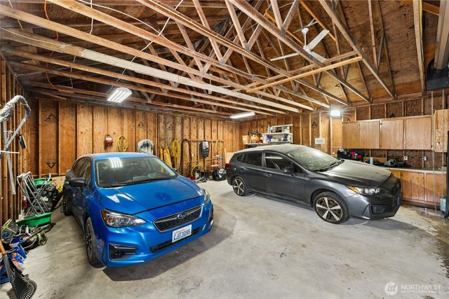15422 Canyon Road E, Puyallup, WA 98375