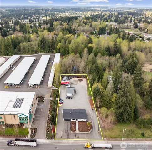 15422 Canyon Road E, Puyallup, WA 98375