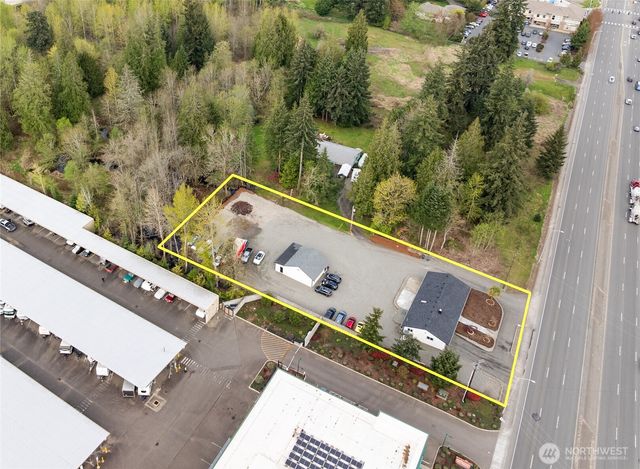 15422 Canyon Road E, Puyallup, WA 98375