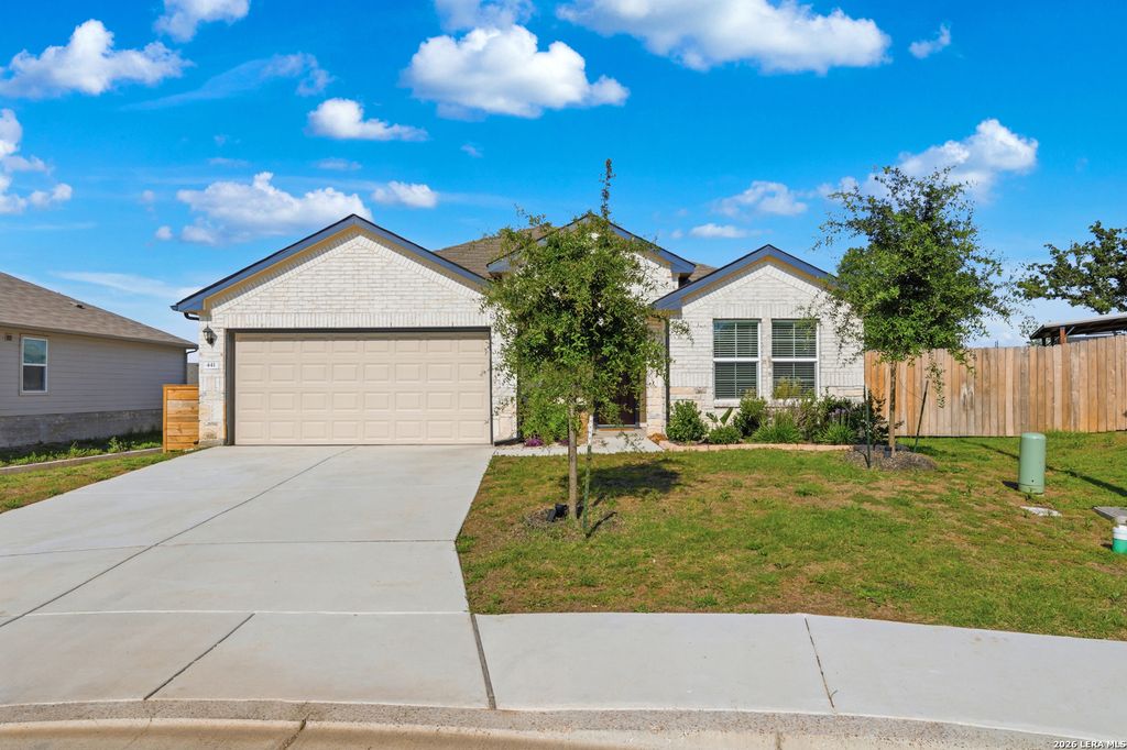 441 MILFOIL DR, Seguin, TX 78155