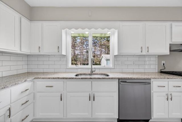 1114 Chapel Road, Parma, MI 49269
