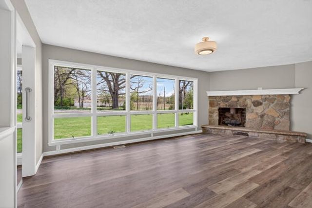 1114 Chapel Road, Parma, MI 49269