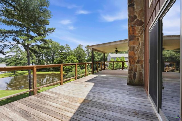104 Mossland Drive, Perry, GA 31069