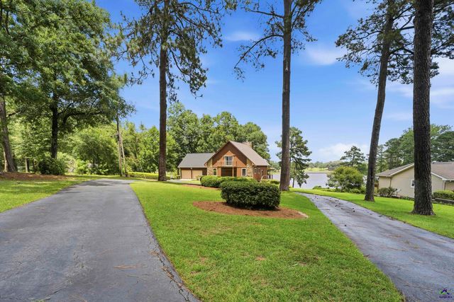 104 Mossland Drive, Perry, GA 31069