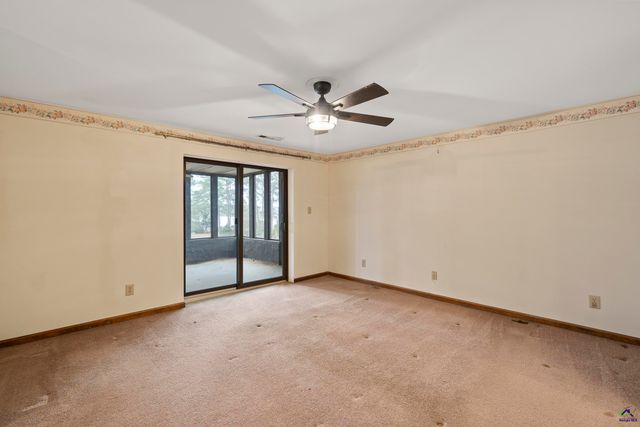 104 Mossland Drive, Perry, GA 31069