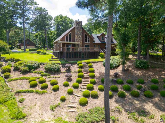 104 Mossland Drive, Perry, GA 31069