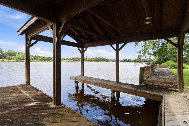 104 Mossland Drive, Perry, GA 31069
