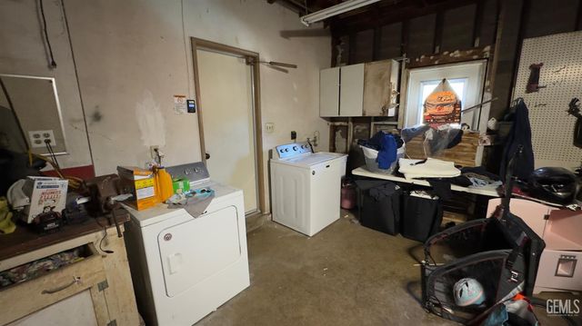 806 Piute Street, Bakersfield, CA 93309