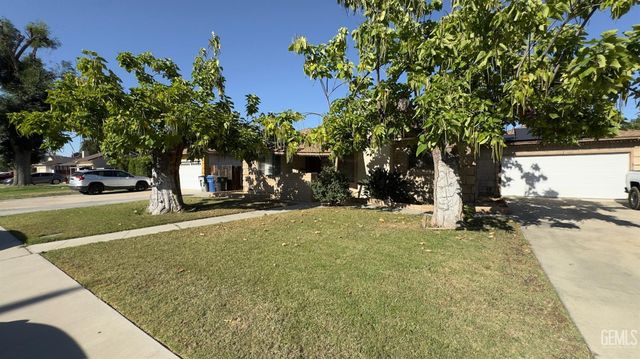 806 Piute Street, Bakersfield, CA 93309