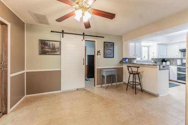 3333 Bent Bough Park, Huntsville, TX 77340
