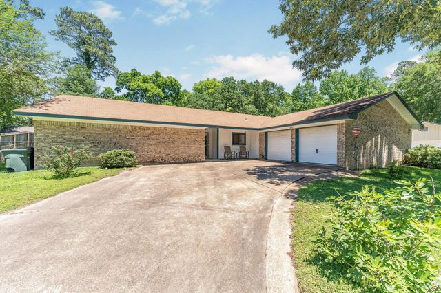 3333 Bent Bough Park, Huntsville, TX 77340