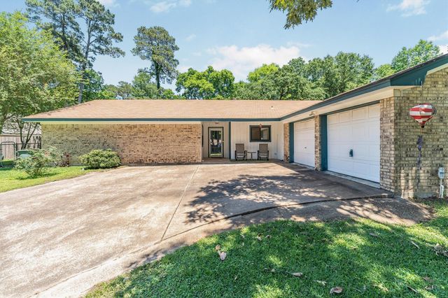 3333 Bent Bough Park, Huntsville, TX 77340