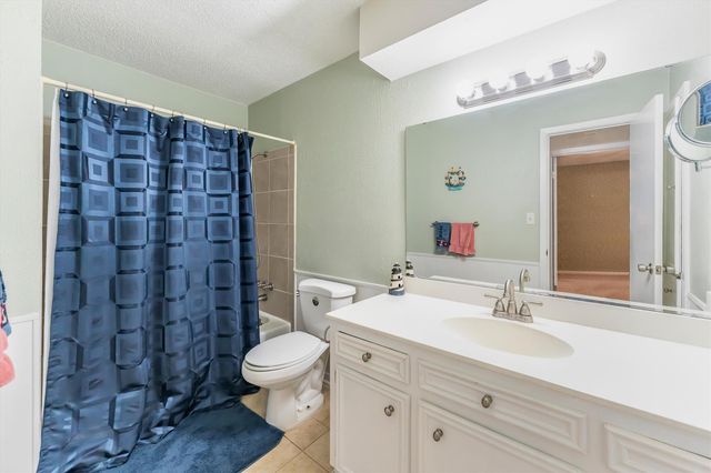 3333 Bent Bough Park, Huntsville, TX 77340