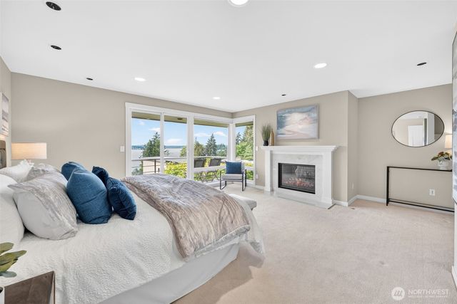 9829 NE 1st Street, Bellevue, WA 98004