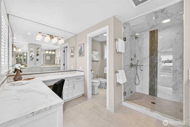 9829 NE 1st Street, Bellevue, WA 98004