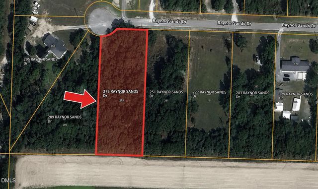 275 Raynor Sands Drive, Dunn, NC 28334