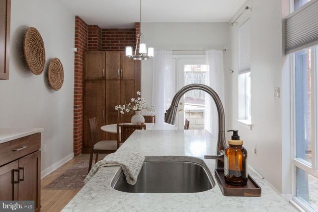 137 S DUKE ST, Lancaster, PA 17602