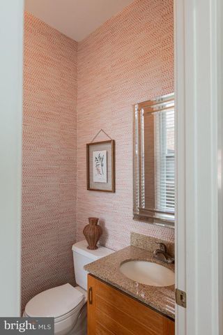 137 S DUKE ST, Lancaster, PA 17602