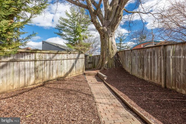 137 S DUKE ST, Lancaster, PA 17602