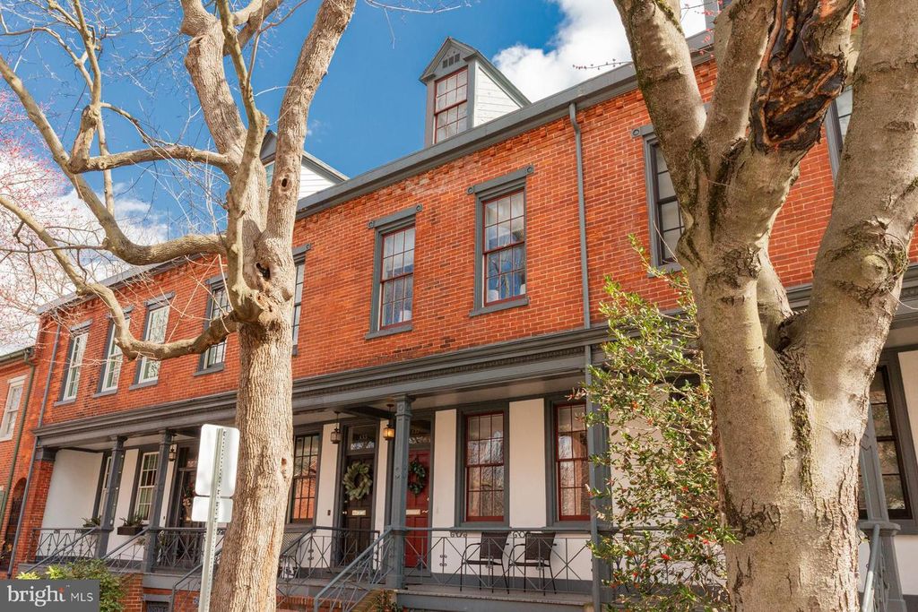 137 S DUKE ST, Lancaster, PA 17602