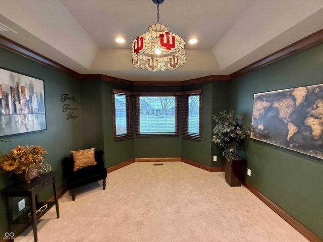 2407 Caramore Circle, Anderson, IN 46011