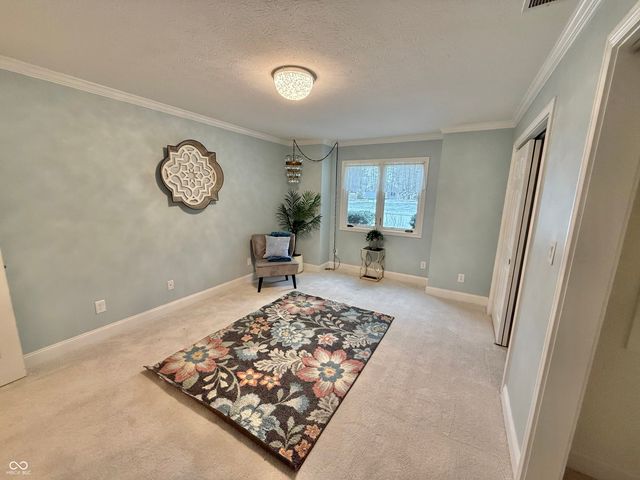 2407 Caramore Circle, Anderson, IN 46011