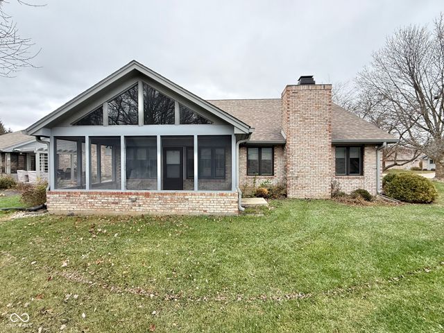 2407 Caramore Circle, Anderson, IN 46011