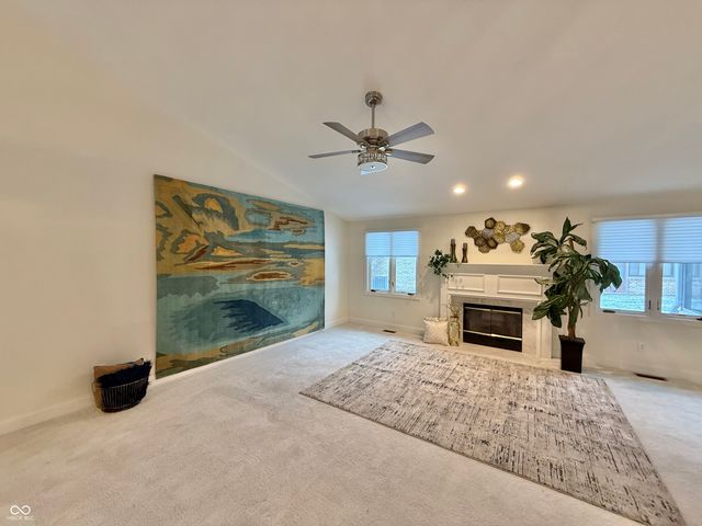 2407 Caramore Circle, Anderson, IN 46011