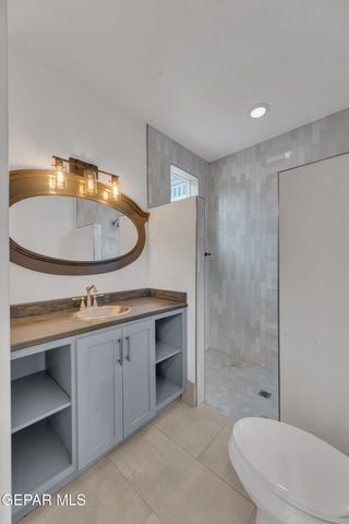 305 W RIO GRANDE Avenue, El Paso, TX 79902