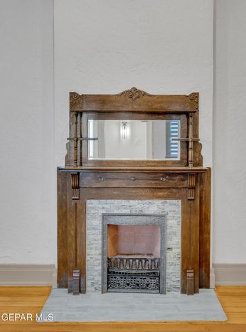 305 W RIO GRANDE Avenue, El Paso, TX 79902