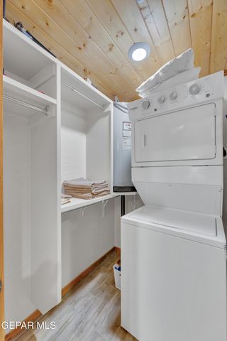 305 W RIO GRANDE Avenue, El Paso, TX 79902