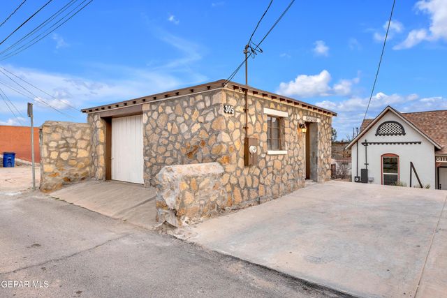 305 W RIO GRANDE Avenue, El Paso, TX 79902