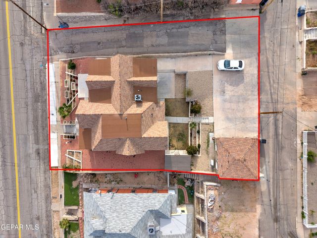 305 W RIO GRANDE Avenue, El Paso, TX 79902