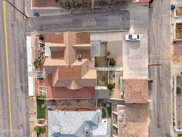 305 W RIO GRANDE Avenue, El Paso, TX 79902