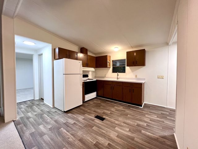413 Elm Ln, Beechgrove, TN 37018