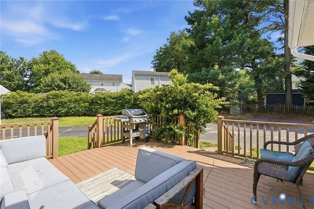 8165 Oatman Ct, Mechanicsville, VA 23111