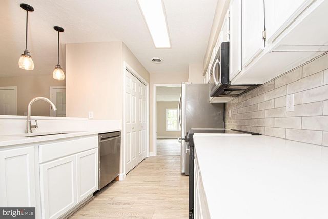 25992 OLD VALLEY PIKE, Toms Brook, VA 22660