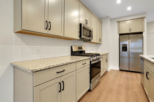 3091 Dowgate Drive, Newburgh, IN 47630