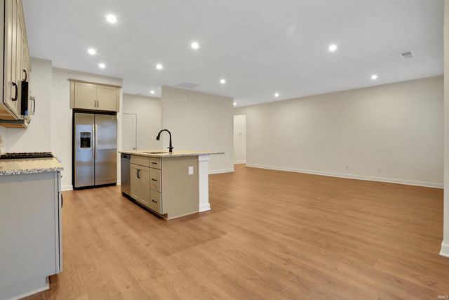 3091 Dowgate Drive, Newburgh, IN 47630